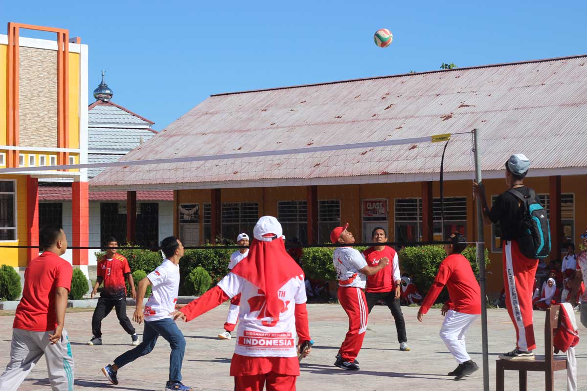 Semarak Lomba 17 Agustusan 2024 SMK Informatika Komputer Ampana